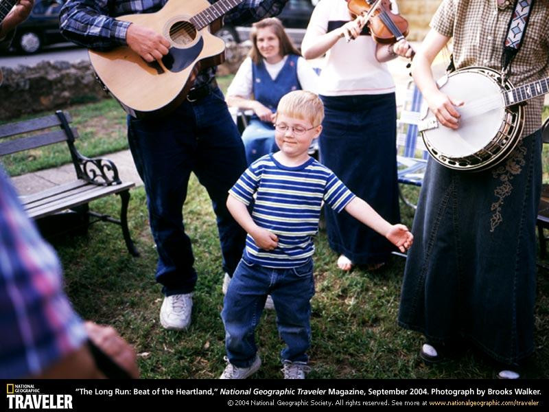 backyard-bluegrass-986286-sw (Medium)