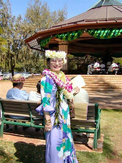 lei day 2006 17 (Medium)