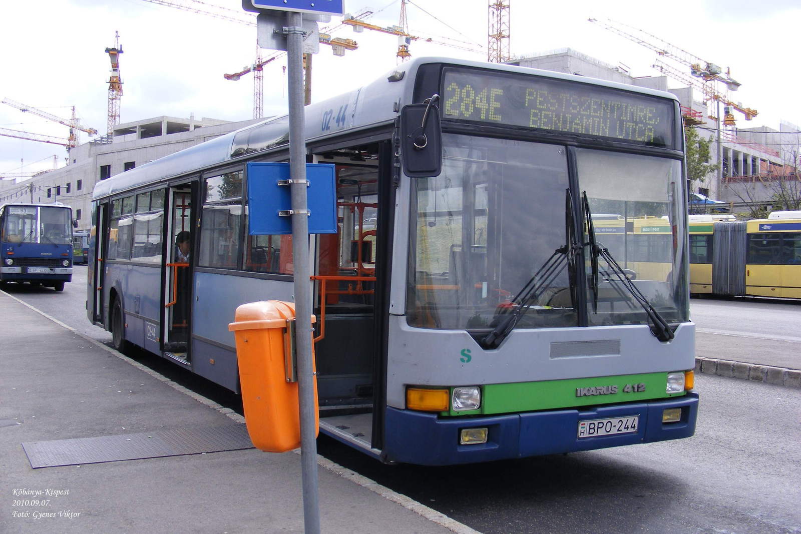 Busz BPO-244