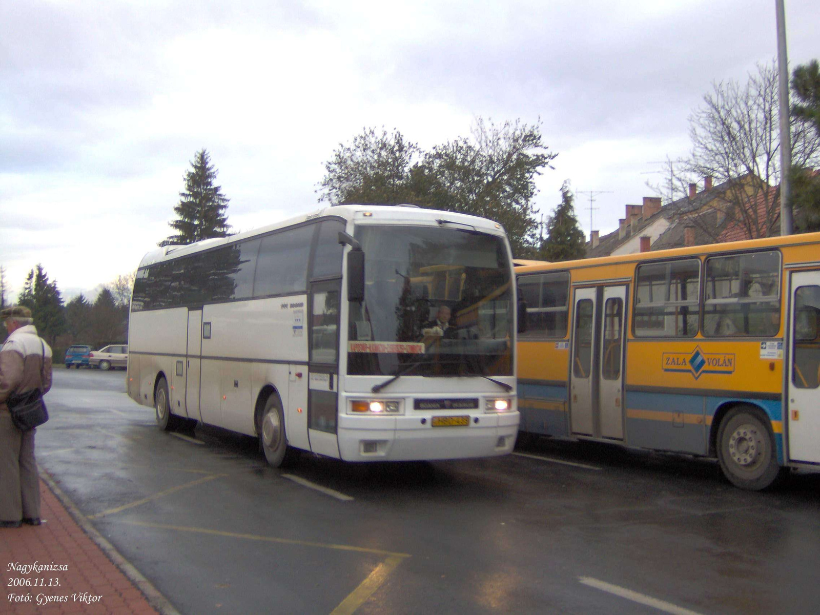 Ikarus E98-HBD-439