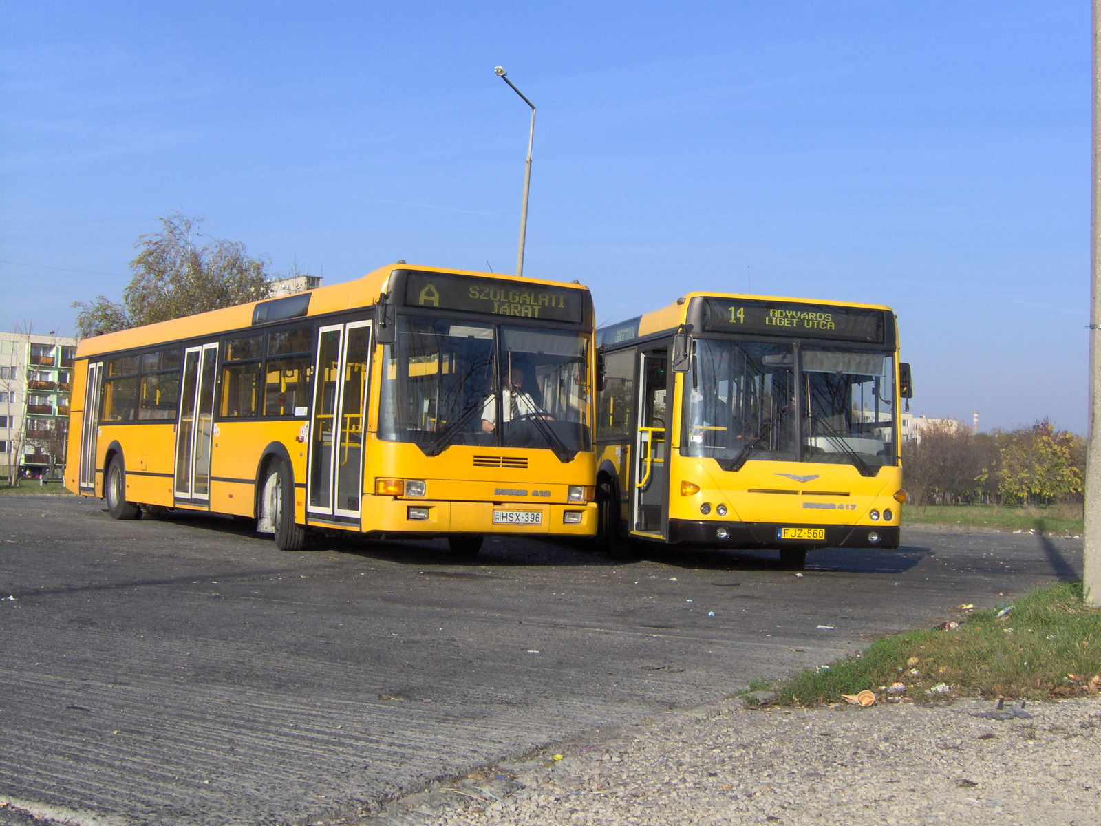 Ikarus 412-HSX-396+Ikarus 417-FJZ-560 2-Győr