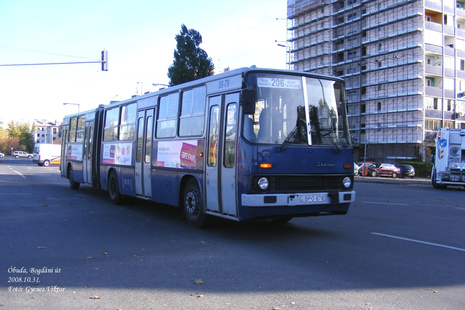 Busz BPO-878