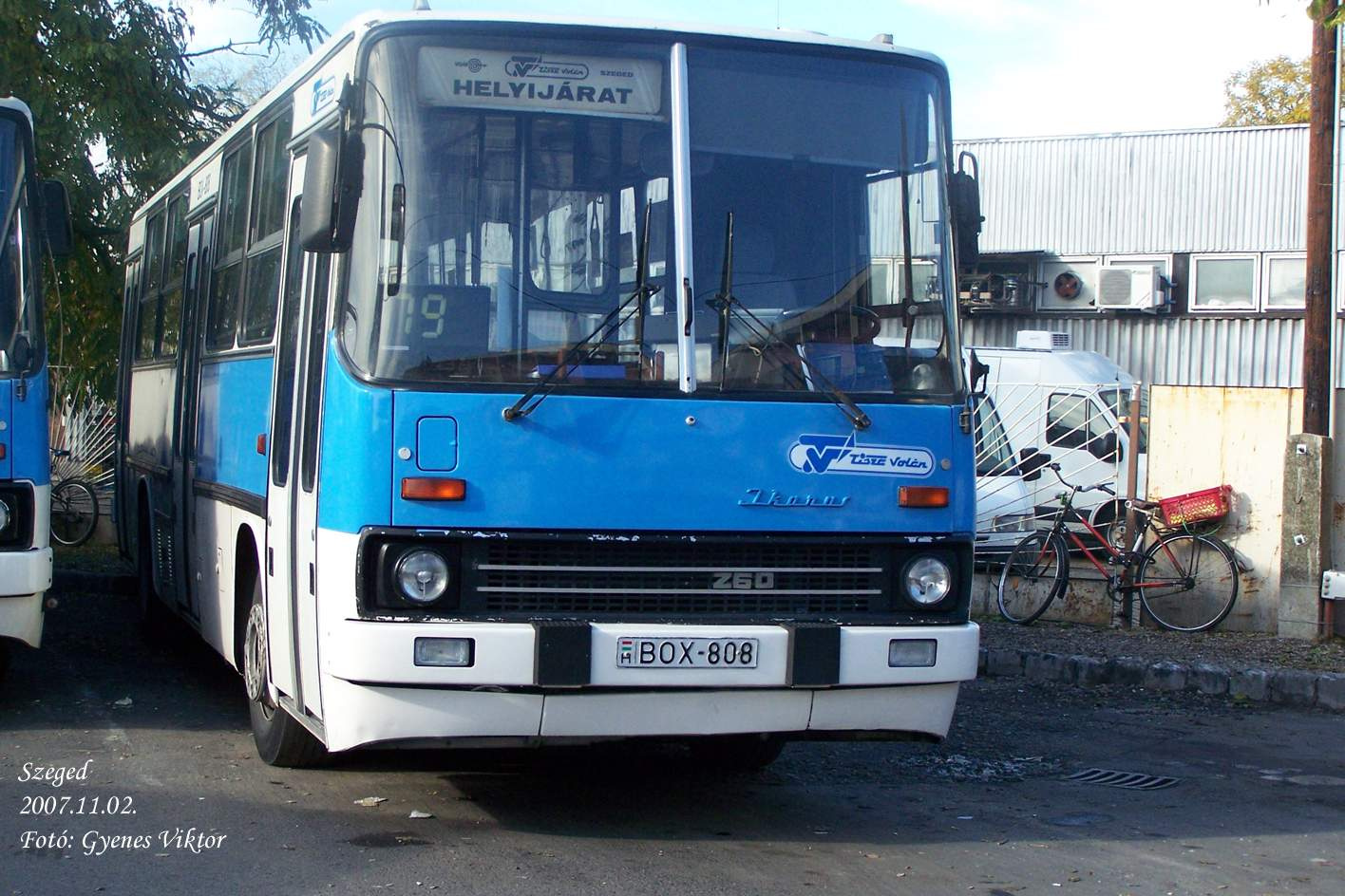 Ikarus 260-BOX-808