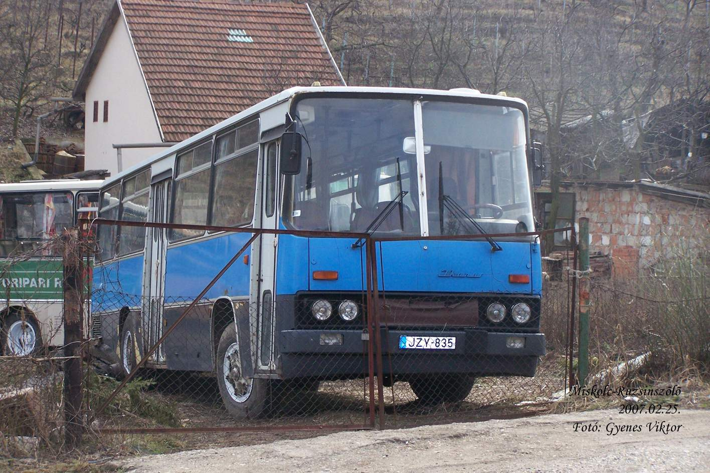 Ikarus 266-JZY-835 1