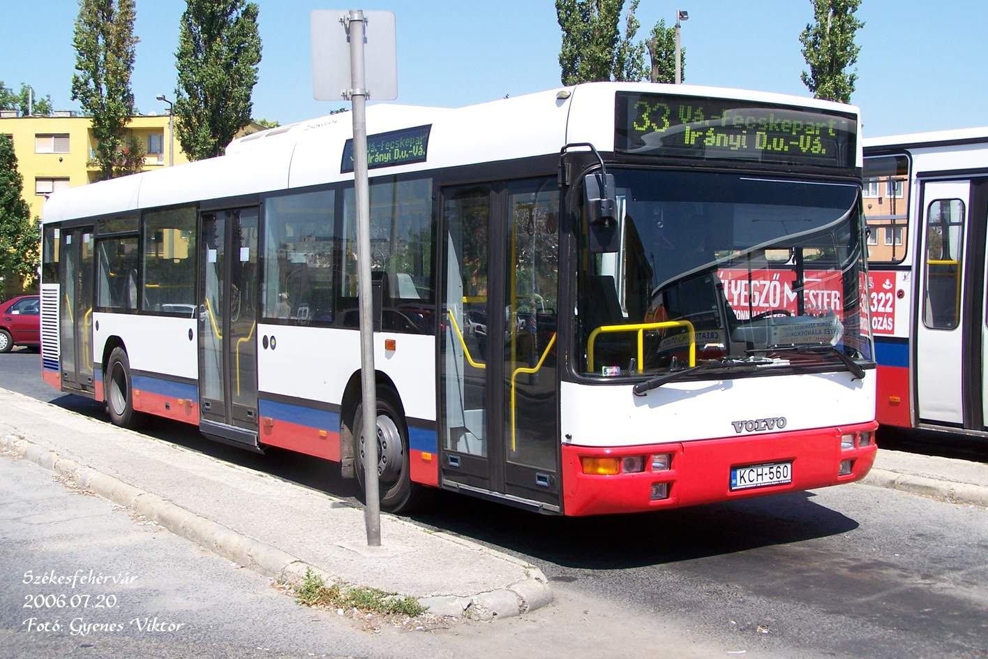 Volvo B7L-KCH-560