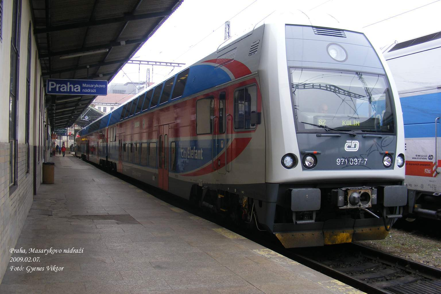 ČD971-037-7