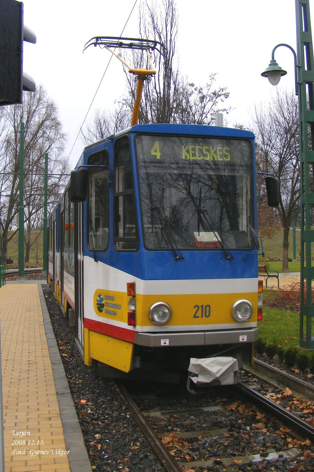 SZKT210 5