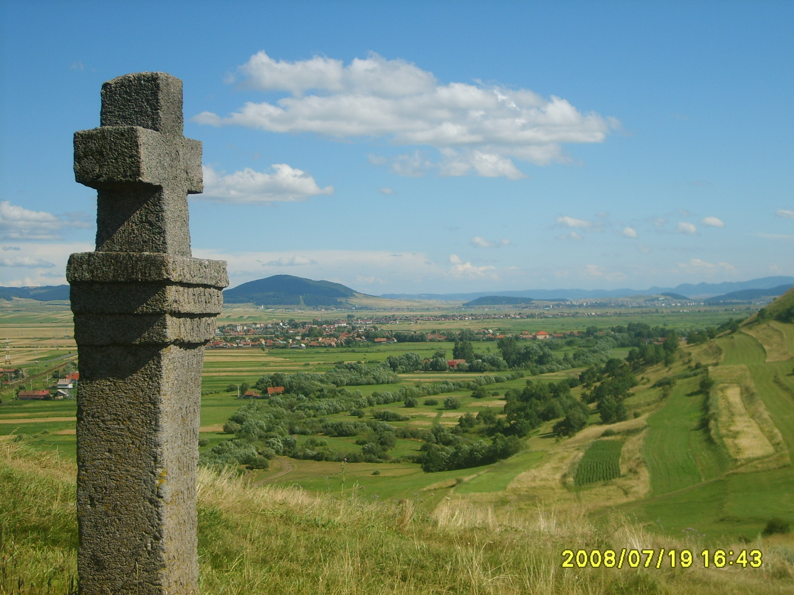 Magányosan.Bogáti domb.Csikrákos