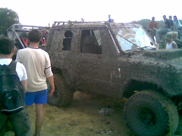 Land Cruiser agyagból