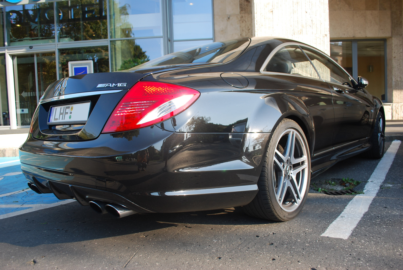 Mercedes-Benz CL63 AMG