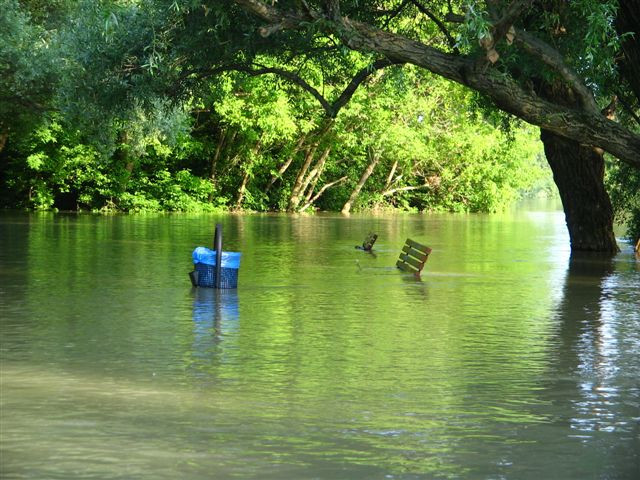 2010.Dunai árvíz 035