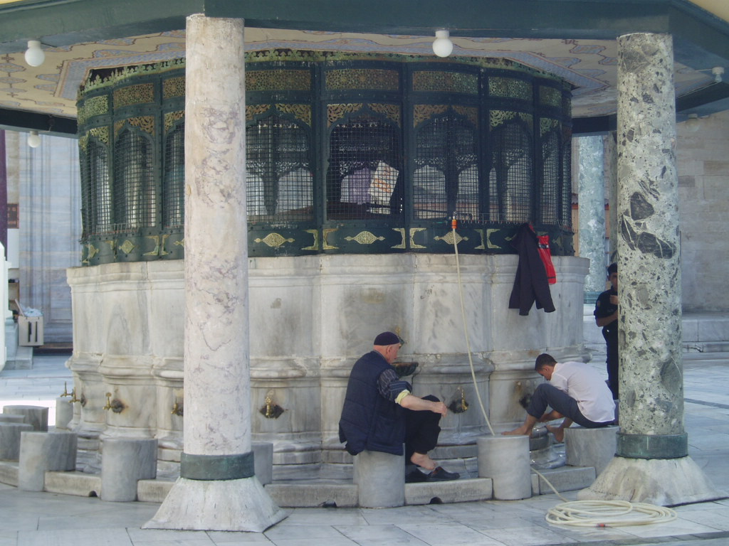 Ima előtti megtisztulás (Bayezid Camii)